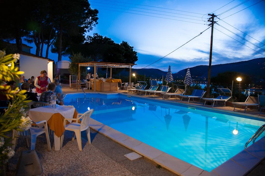 Residence Vacanza Mare Marina di Campo Exterior foto